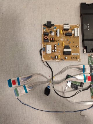 Altavoces, Placa Alimentación y Main Board