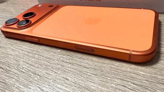 iPhone 17 Pro Max Naranja