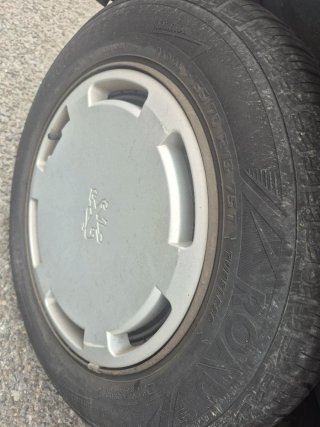 Peugeot 106 1996 se escuchan ofertas