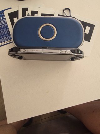 PS Vita PCH-1004 Negra - Como Nueva