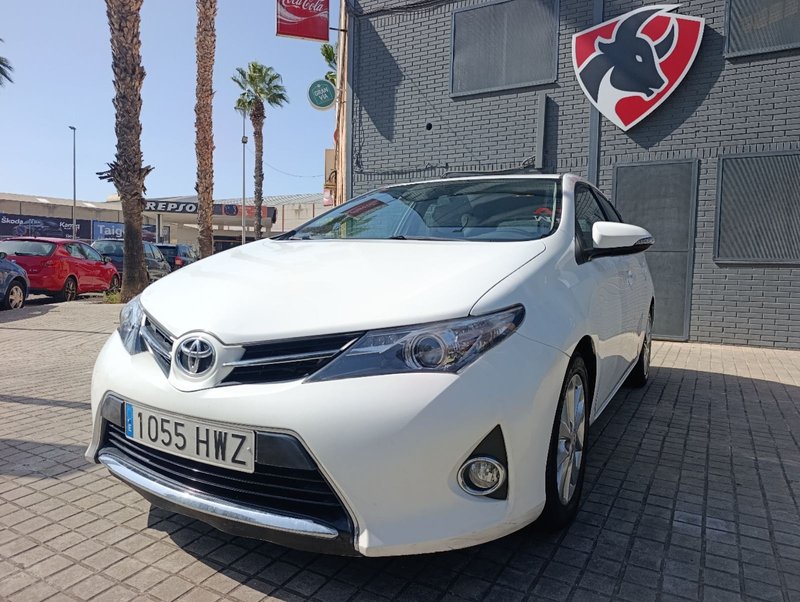 Toyota Auris 120D ACTIVE (2014-) 2014