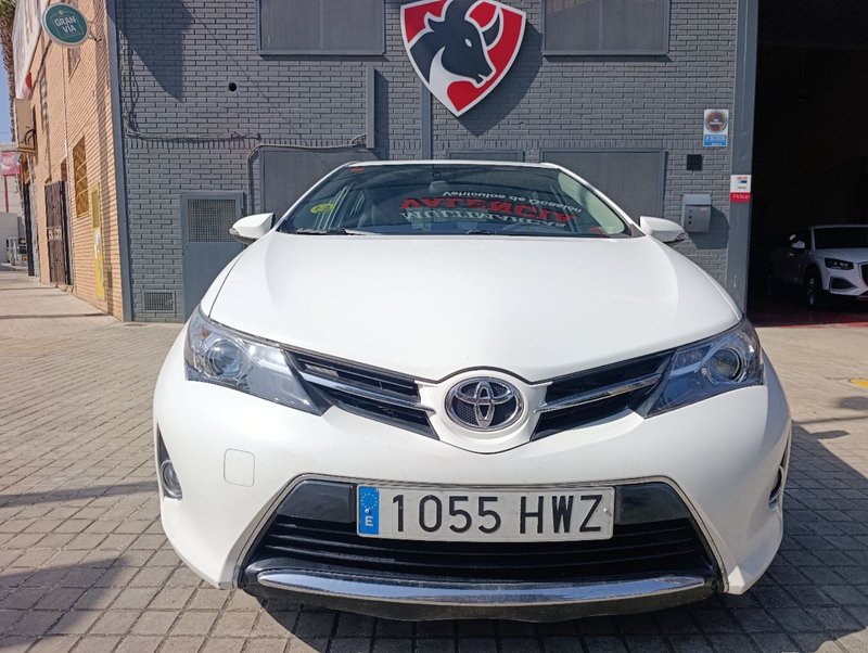 Toyota Auris 120D ACTIVE (2014-) 2014, foto 2