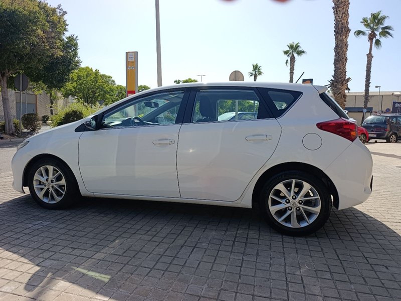 Toyota Auris 120D ACTIVE (2014-) 2014, foto 8