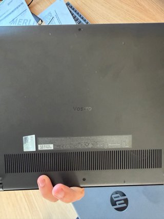 Dell Vostro 3520 Intel i5 Negro