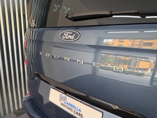 Ford Tourneo Custom 2024