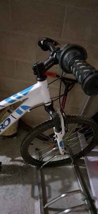 Bicicleta infantil B-PRO