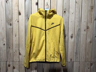 SUDADERA NIKE TECH AMARILLA XL