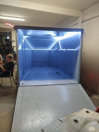 Se hacem portes, mudanzas etc con remolque