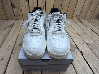 AIR FORCE 1 BLACK/WHITE 45