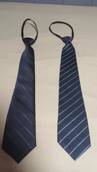 Corbata juvenil tonos azules