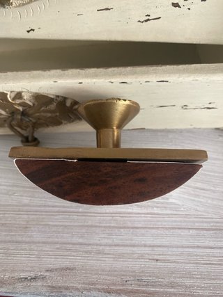 Seca tintas de bronce con diseño floral