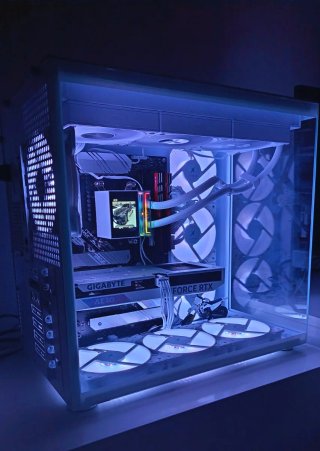 PC Gamer All White RTX 4060