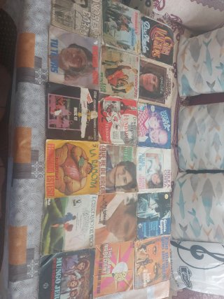 Lote 200+ Discos LP Música Española y extranjera