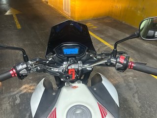 Honda CB500F Blanca