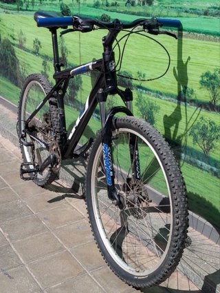 Bicicleta Montaña GT Avalanche 3.0