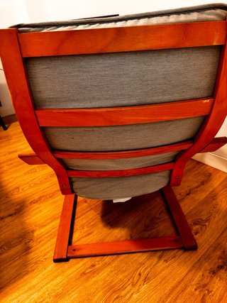 Silla de madera para jardín o salón