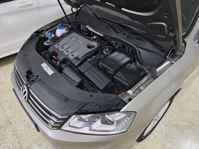 Volkswagen Passat 2.0 TDI Edition BMT 2012, foto 42