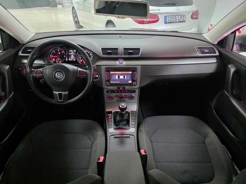 Volkswagen Passat 2.0 TDI Edition BMT 2012, foto 33