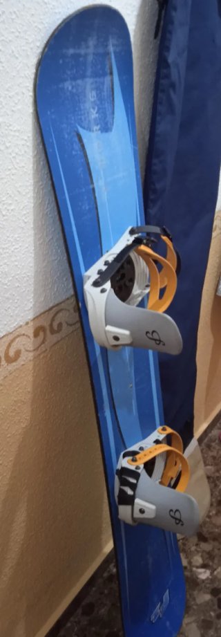 Tabla de Snowboard Azul con Fijaciones
