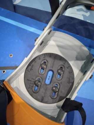 Tabla de Snowboard Azul con Fijaciones.