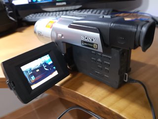 Videocámara Sony Hi8 + Kit Digitalizar a PC