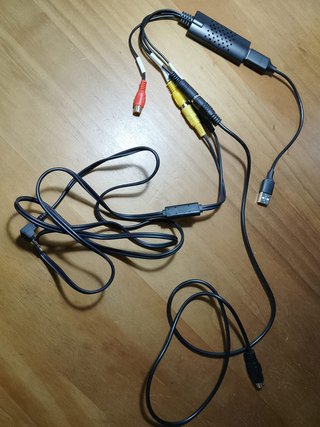 Videocámara Sony Hi8 + Kit Digitalizar a PC