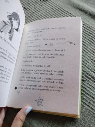 Kika Superbruja, loca por el fútbol