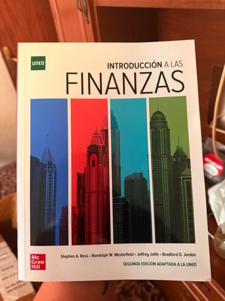 Libros ADE Uned 1er año