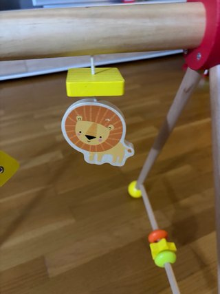 Gimnasio actividades de madera para bebé
