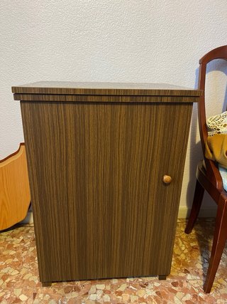 Máquina de coser ALFA antigua con mueble