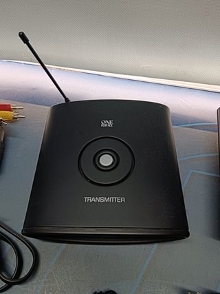 One For All Audio Video (SV-1710)-Transmisor de señal inalámbrico