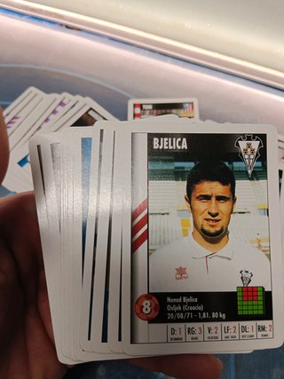 Unas 100 cartas super gol. Años 90. Cards, futbol, marca.