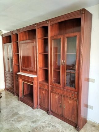 Mueble de salón de madera