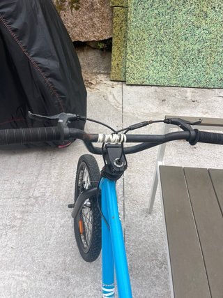 Bicicleta BMX azul
