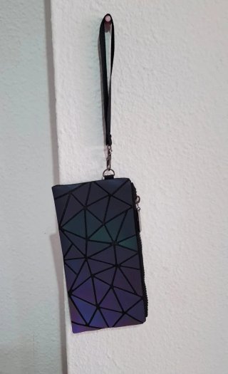 Monedero de mano geométrico