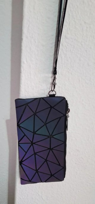 Monedero de mano geométrico