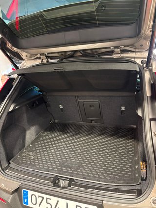 Volvo XC40 E-hybrid **OPORTUNIDAD**