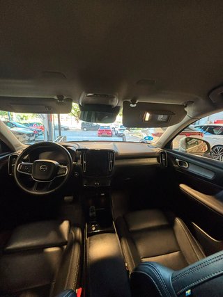 Volvo XC40 E-hybrid **OPORTUNIDAD**