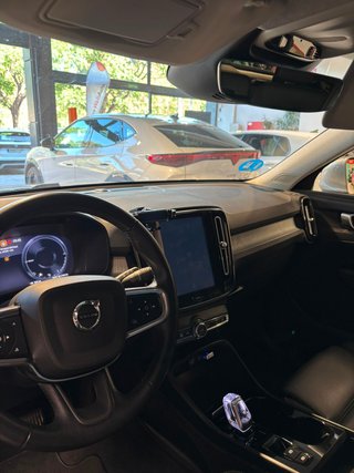 Volvo XC40 E-hybrid **OPORTUNIDAD**
