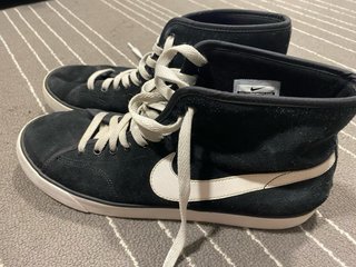 Nike Court Mid Suede Negro y Blanco