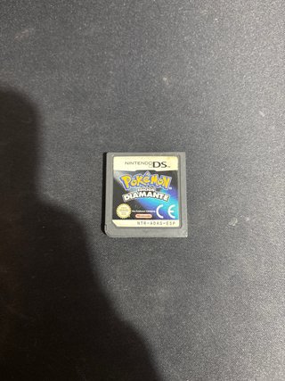 3DS XL Edizione Luigi 30° Anniversario + Pokémon Diamante