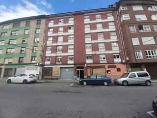 Piso en venta en Lena