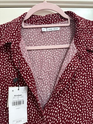 Vestido estampado burdeos
