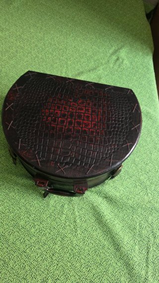 Juego Maletines Negro y Rojo