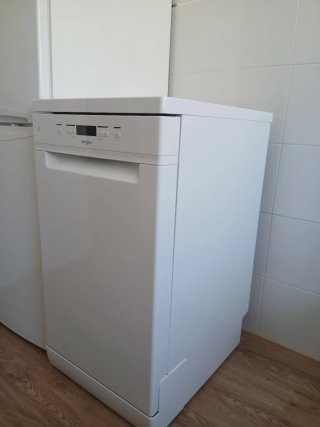 Lavavajillas whirlpool 45 cm usado en 10 ocasiones