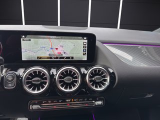 Mercedes-Benz GLA 200D