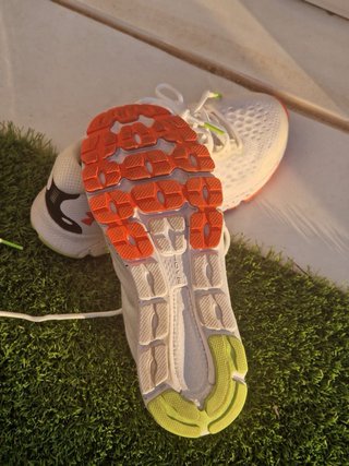 Zapatillas Under Armour Blancas Naranja