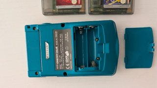Game Boy Color Turquesa + Caja + Pokemon Rojo/Oro