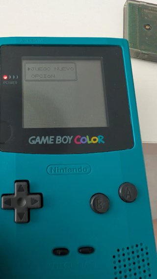 Game Boy Color Turquesa + Caja + Pokemon Rojo/Oro