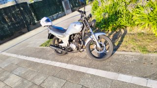 SYM XS 125 K Plata